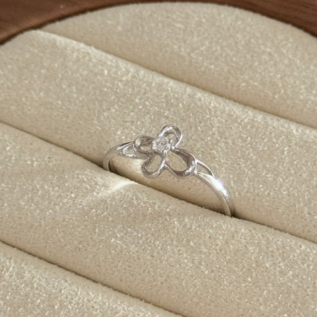 18K Dual Bloom Diamond Ring